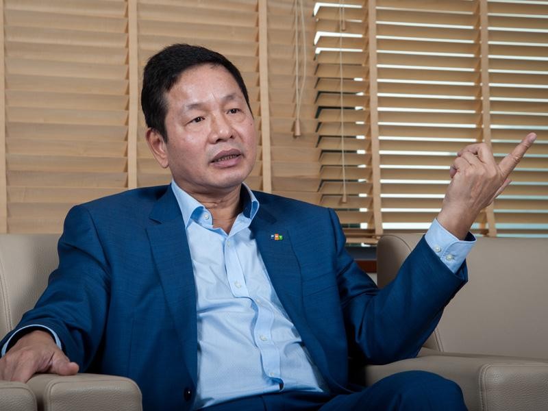 Chủ tịch FPT và chuyện “săn cá voi” ở Davos ảnh 1