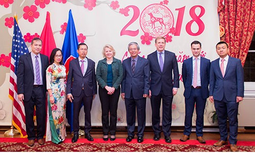 Mỹ khẳng định coi trọng quan hệ với Việt Nam năm 2018 ảnh 1