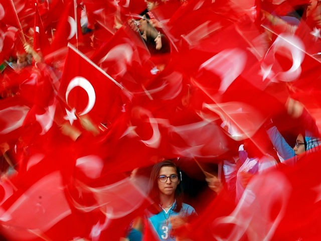 U.S News: Việt Nam không có trong 20 nước đáng đầu tư nhất năm 2018 ảnh 14