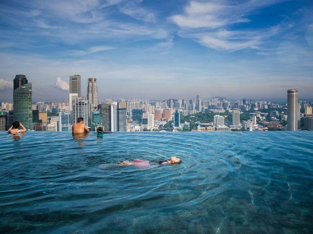 U.S News: Việt Nam không có trong 20 nước đáng đầu tư nhất năm 2018 ảnh 5