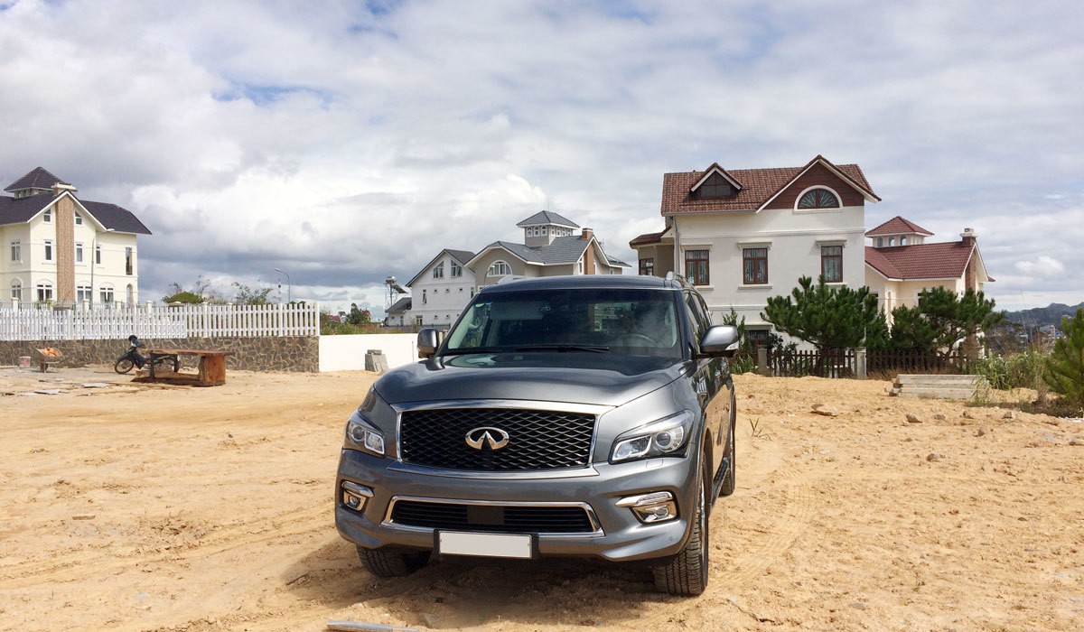 Infiniti QX80 giá 7 tỷ - 'đường dài mới biết ngựa hay' ảnh 1