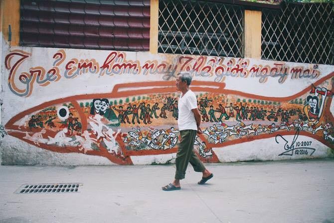 Những phố bích hoạ hút khách giữa lòng thủ đô ảnh 6