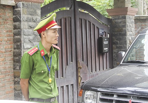 Bộ Công an khám nhà hai cựu chủ tịch Đà Nẵng ảnh 1