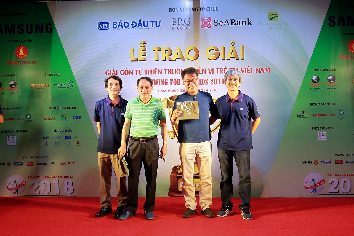 Những khoảnh khắc ấn tượng tại giải Golf Swing for the Kids 2018 ảnh 66