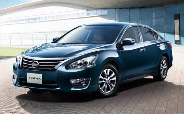 Ô tô Nissan, Mitsubishi đồng loạt giảm mạnh: Mất giá hơn 100 triệu đồng ảnh 1
