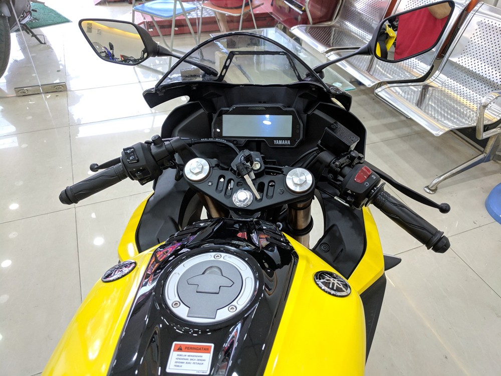 Yamaha R15 2018 giá 78 triệu đầu tiên về Việt Nam ảnh 1