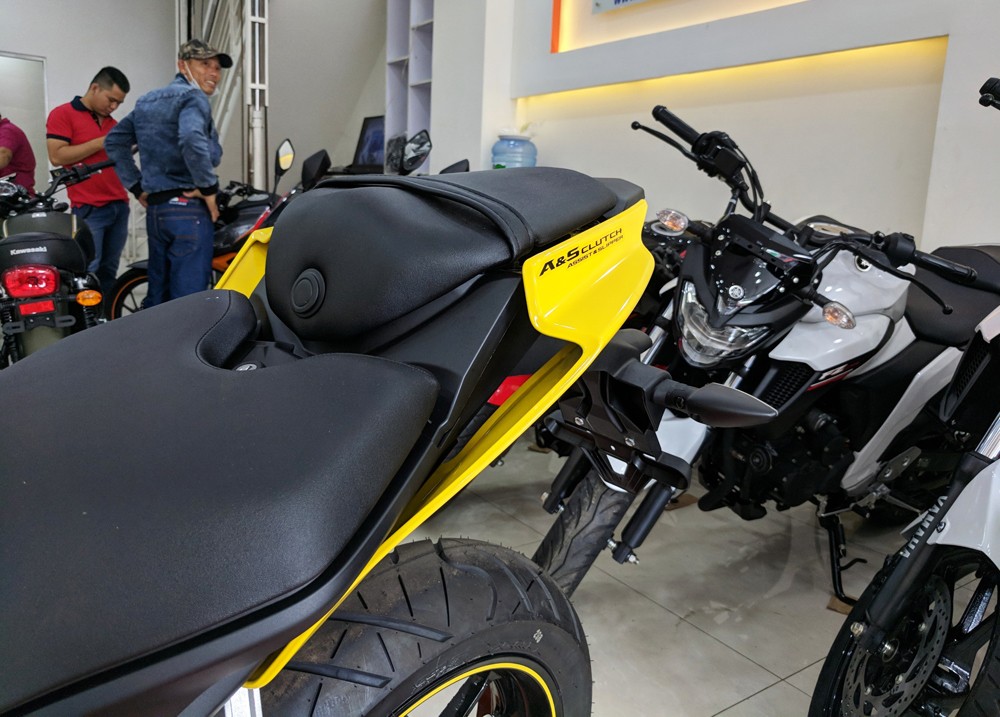 Yamaha R15 2018 giá 78 triệu đầu tiên về Việt Nam ảnh 4
