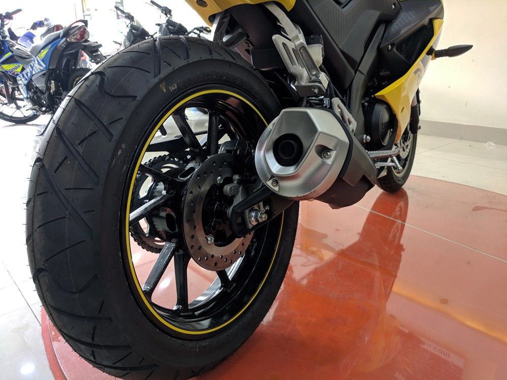 Yamaha R15 2018 giá 78 triệu đầu tiên về Việt Nam ảnh 5
