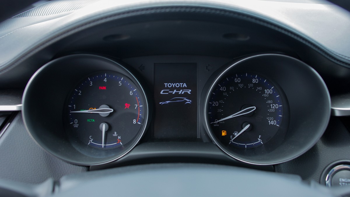 Toyota C-HR 2018 màu lạ về Việt Nam ảnh 2