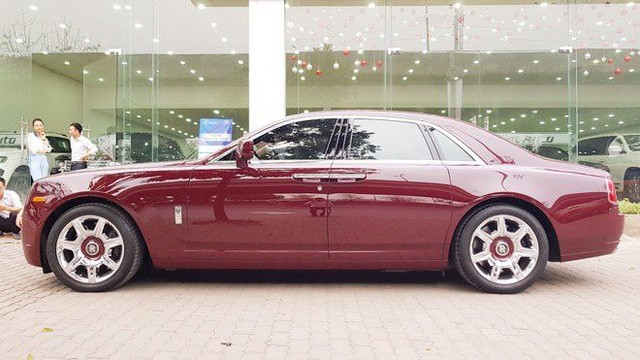 Đại gia Huế chơi Rolls-Royce Ghost biển ngũ quý 1 hơn 11 tỷ đồng ảnh 4