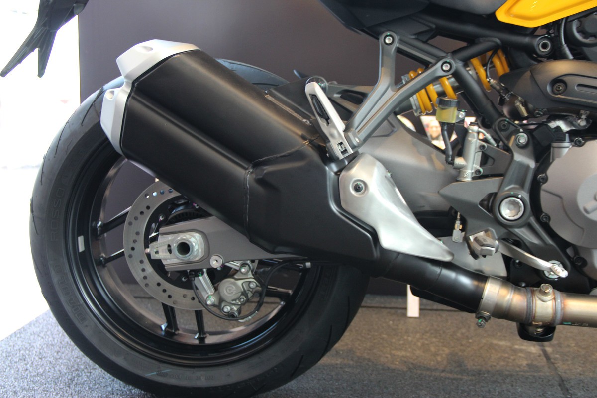 Ducati Monster 821 bản 2018 về Việt Nam, giá 400 triệu ảnh 4