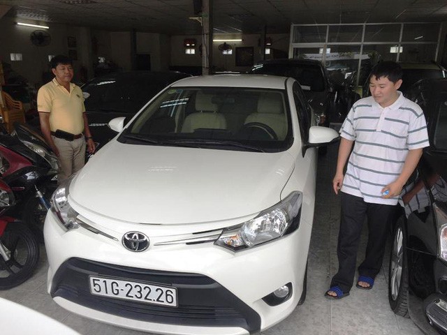 Thị trường xe ô tô cũ “ảm đạm” vì cửa hàng… “không có xe để bán”? ảnh 1