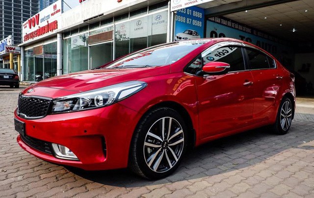 Ô tô cũ tăng giá trăm triệu: Lạ lùng, dân buôn xe vẫn lỗ nặng ảnh 1