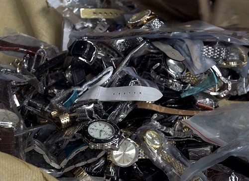 TP HCM tiêu hủy lô hàng lậu có giá hơn 20 tỷ đồng ảnh 1