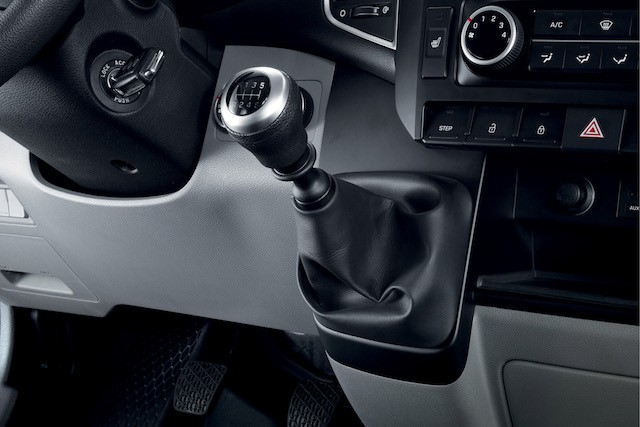 Hyundai Solati chào thị trường với giá 1,08 tỷ đồng ảnh 4