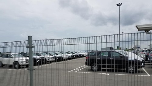 Đại lý rầm rộ nhận đặt cọc ôtô nhập khẩu sau nửa năm im ắng ảnh 1