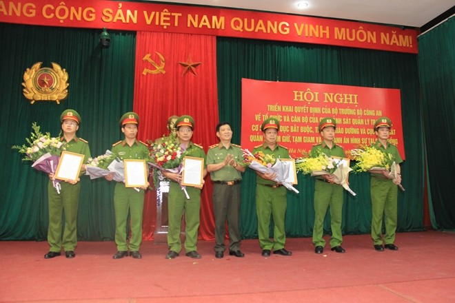 Bộ Công an trao quyết định bổ nhiệm nhân sự Cục C10, C11 ảnh 2