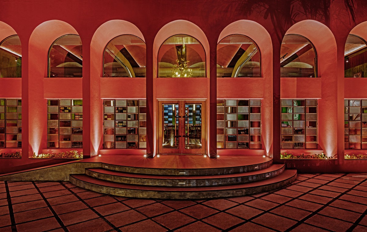 1Q1 Kitchen & Bar: Thiết kế choáng ngợp ảnh 2