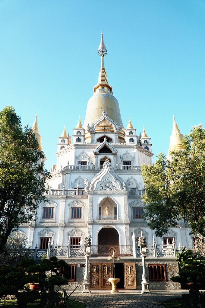 Những ngôi chùa cổ ở Sài Gòn cho chuyến hành hương đầu xuân ảnh 4