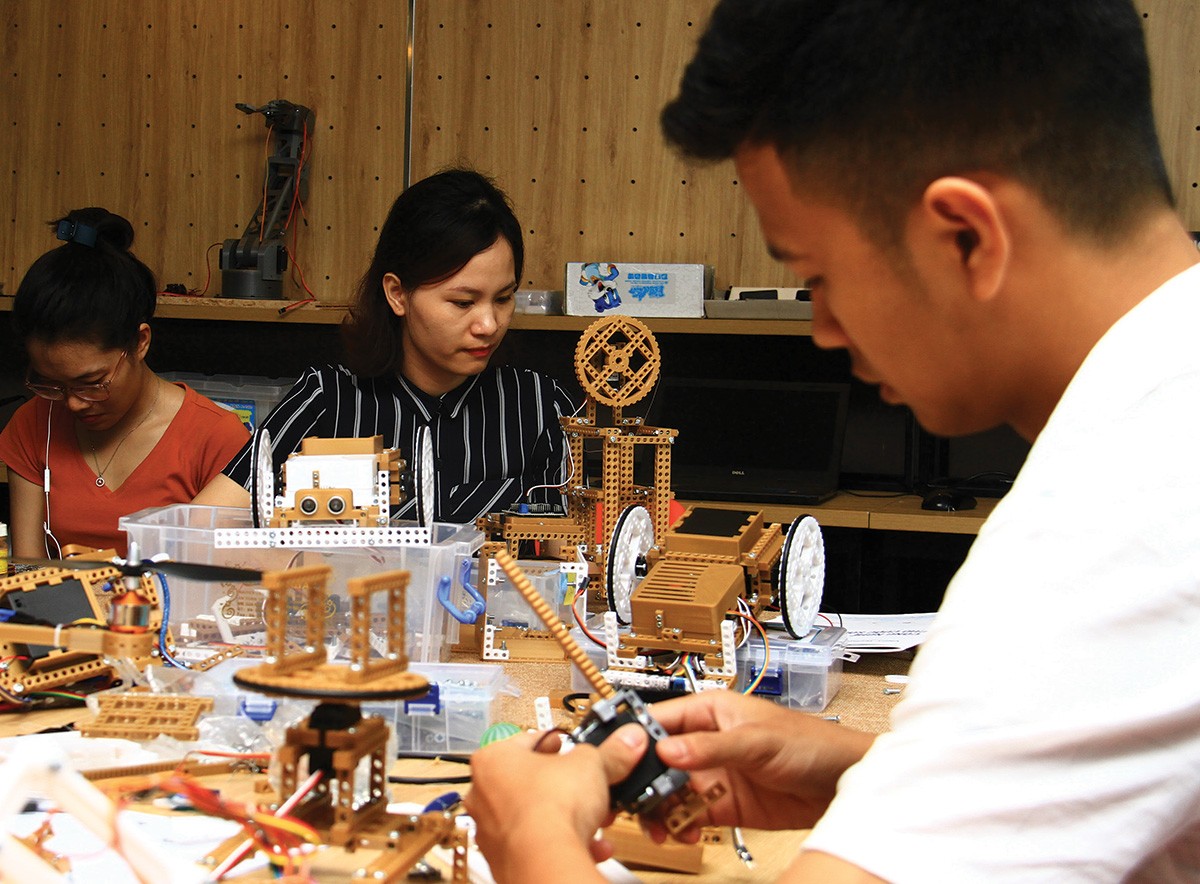 IoT Innovation Hub, ươm tạo tài năng Việt ảnh 3
