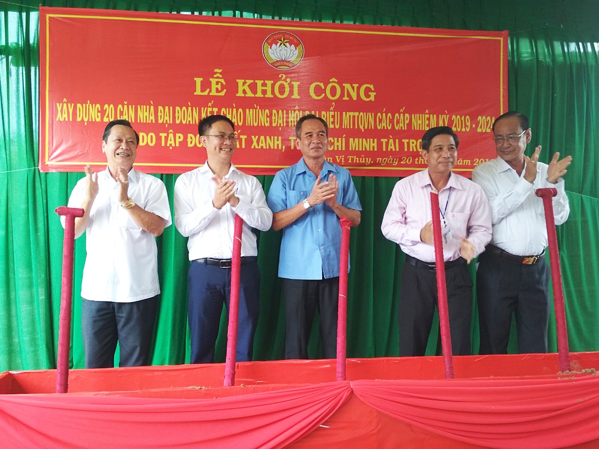 Tập đoàn Đất Xanh tài trợ 1 tỷ đồng xây dựng nhà đại đoàn kết tỉnh Hậu Giang ảnh 1