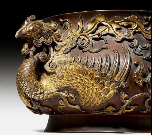 Choáng váng khi chiếc bát đựng bóng tennis lâu nay lại có giá đến 4 triệu Bảng ảnh 1