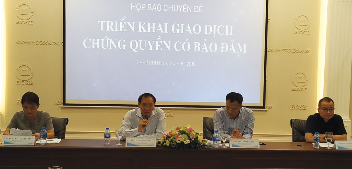 CW đắt khách trước ngày khai mở ảnh 1