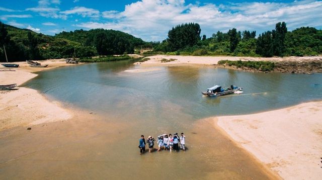 Khám phá đảo Cái Chiên: “Thiên đường bị bỏ quên” ở Quảng Ninh ảnh 2