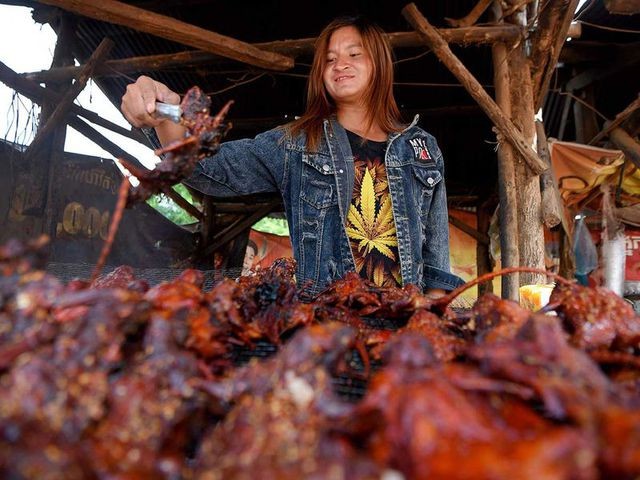 Chuột đồng nướng: Món ăn vặt rẻ tiền mà ngon “khó cưỡng“ ảnh 2