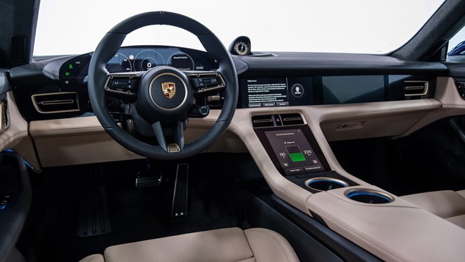 Porsche Taycan chạy bằng điện có gì cạnh tranh đối thủ Tesla ảnh 2