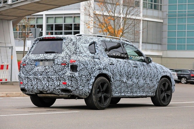 Mercedes-Maybach GLS hẹn ngày ra mắt ảnh 1