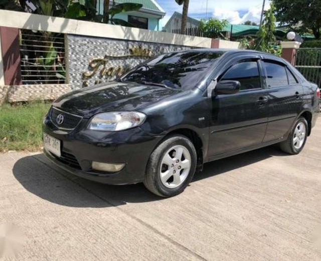 Chỉ 200 triệu đồng có mua được ô tô? ảnh 1