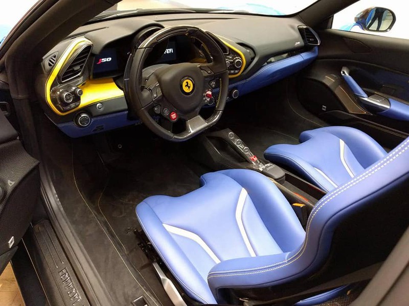 Hàng hiếm Ferrari J50 được rao bán gần 7 triệu USD ảnh 2