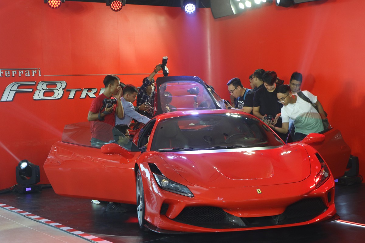 Ferrari F8 Tributo đã có mặt Tại Việt Nam ảnh 7