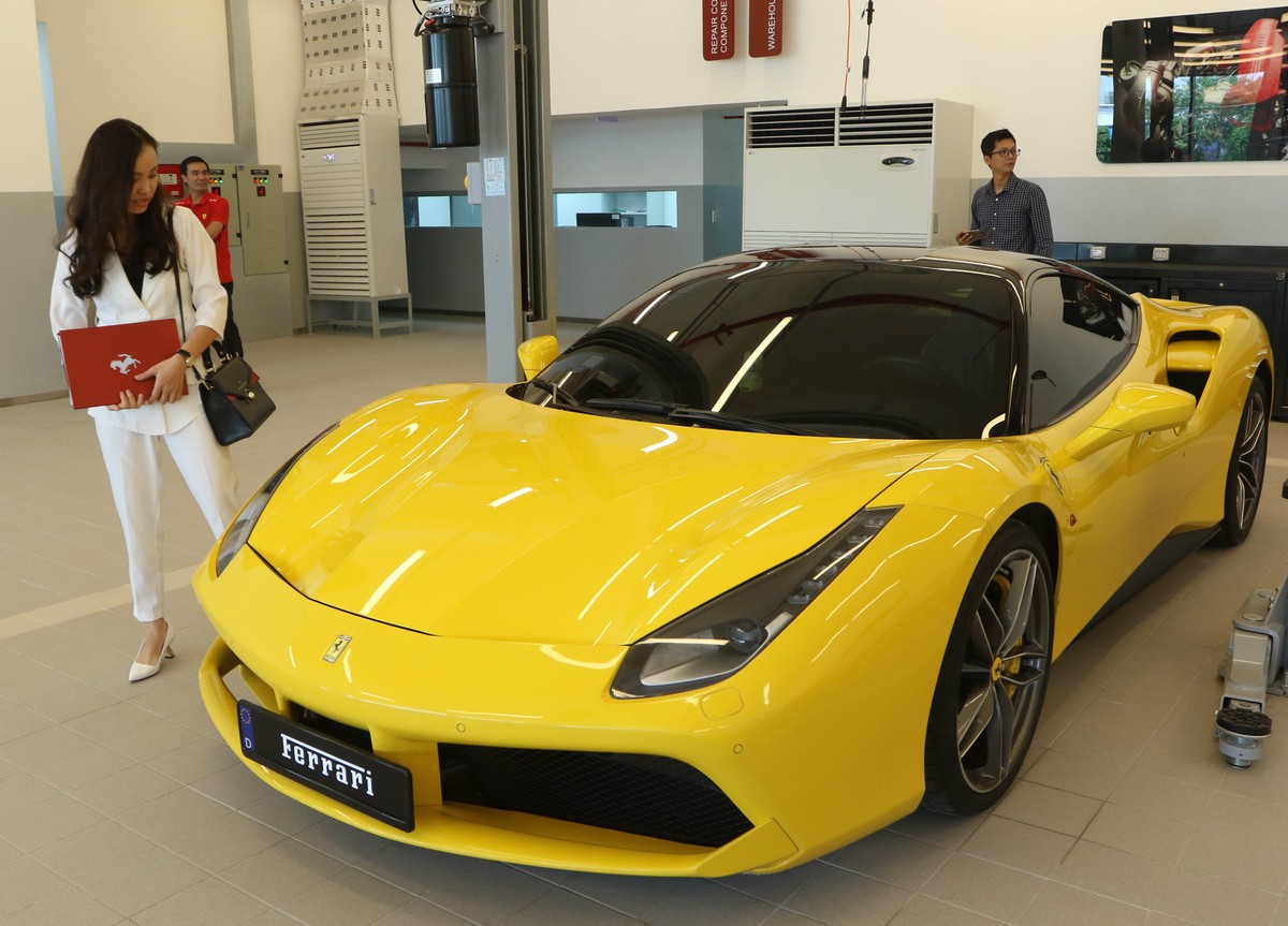 Ferrari F8 Tributo đã có mặt Tại Việt Nam ảnh 9