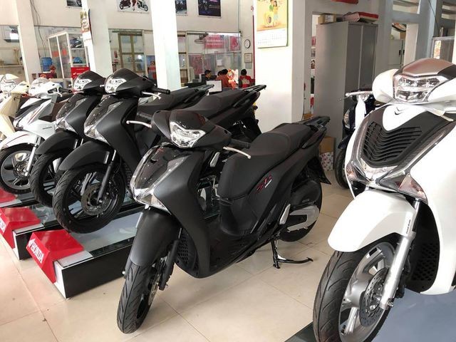 Xe máy đồng loạt tăng giá, chênh cao nhất 17 triệu đồng ảnh 1