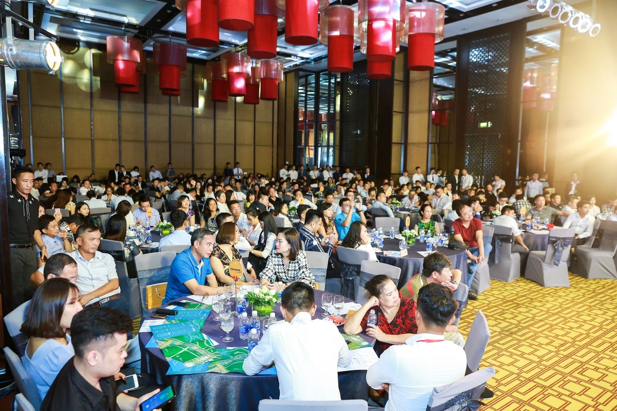 Bất động sản cuối năm 2019: Nhà đầu tư nên “tham lam” với dòng sản phẩm nào? ảnh 1