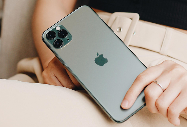 iPhone 11 chính hãng chính thức được bán ra với đơn hàng khủng ảnh 2