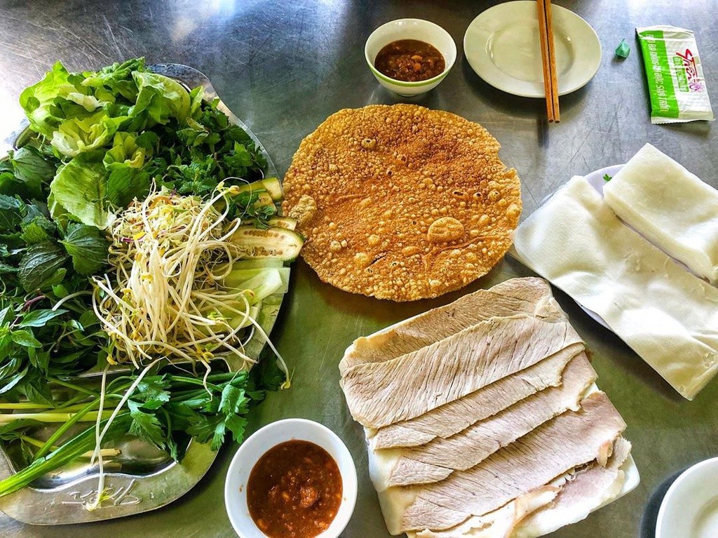 4 địa chỉ bánh tráng thịt heo ngon ở Đà Nẵng ảnh 8