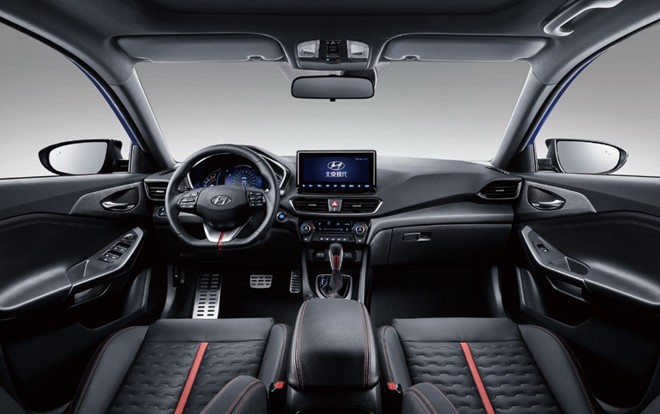 Hyundai Elantra có thêm phiên bản chạy bằng điện ảnh 2