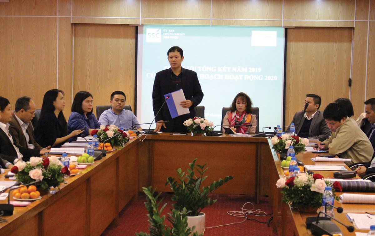 TTCK sắp có Bộ quy tắc đạo đức nghề nghiệp mới ảnh 1