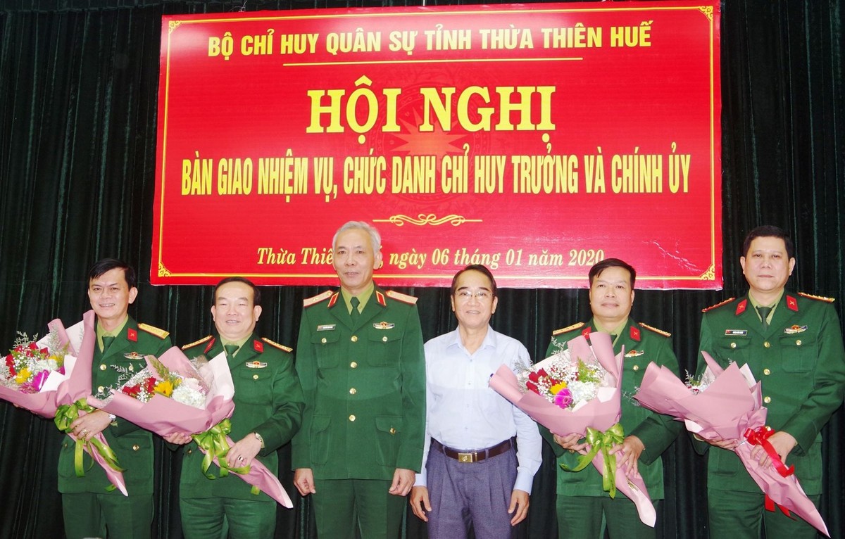 Điều động, bổ nhiệm nhân sự quân đội tỉnh Vĩnh Phúc, Thừa Thiên Huế ảnh 1