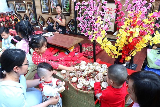 Rộn ràng các hoạt động vui Xuân đón Tết Canh Tý tại TP. Hồ Chí Minh ảnh 2