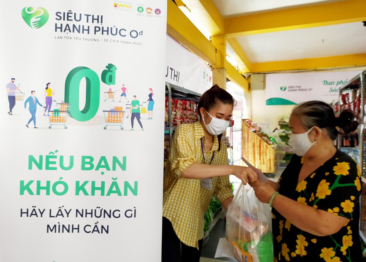 Siêu thị hạnh phúc 0 đồng đã đến Sài Gòn ảnh 2