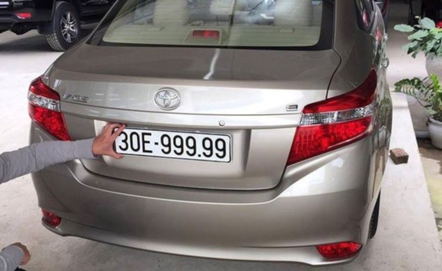 Sắp cấp biển ô tô theo sở thích, trả giá cao “trúng” số đẹp ảnh 1