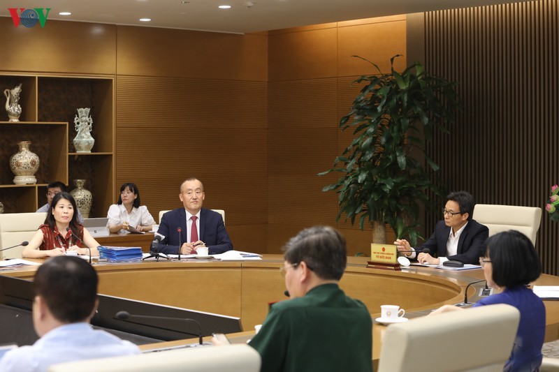 Chuyên gia cảnh báo dịch Covid-19 sẽ kéo dài ít nhất 2 năm tới ảnh 1