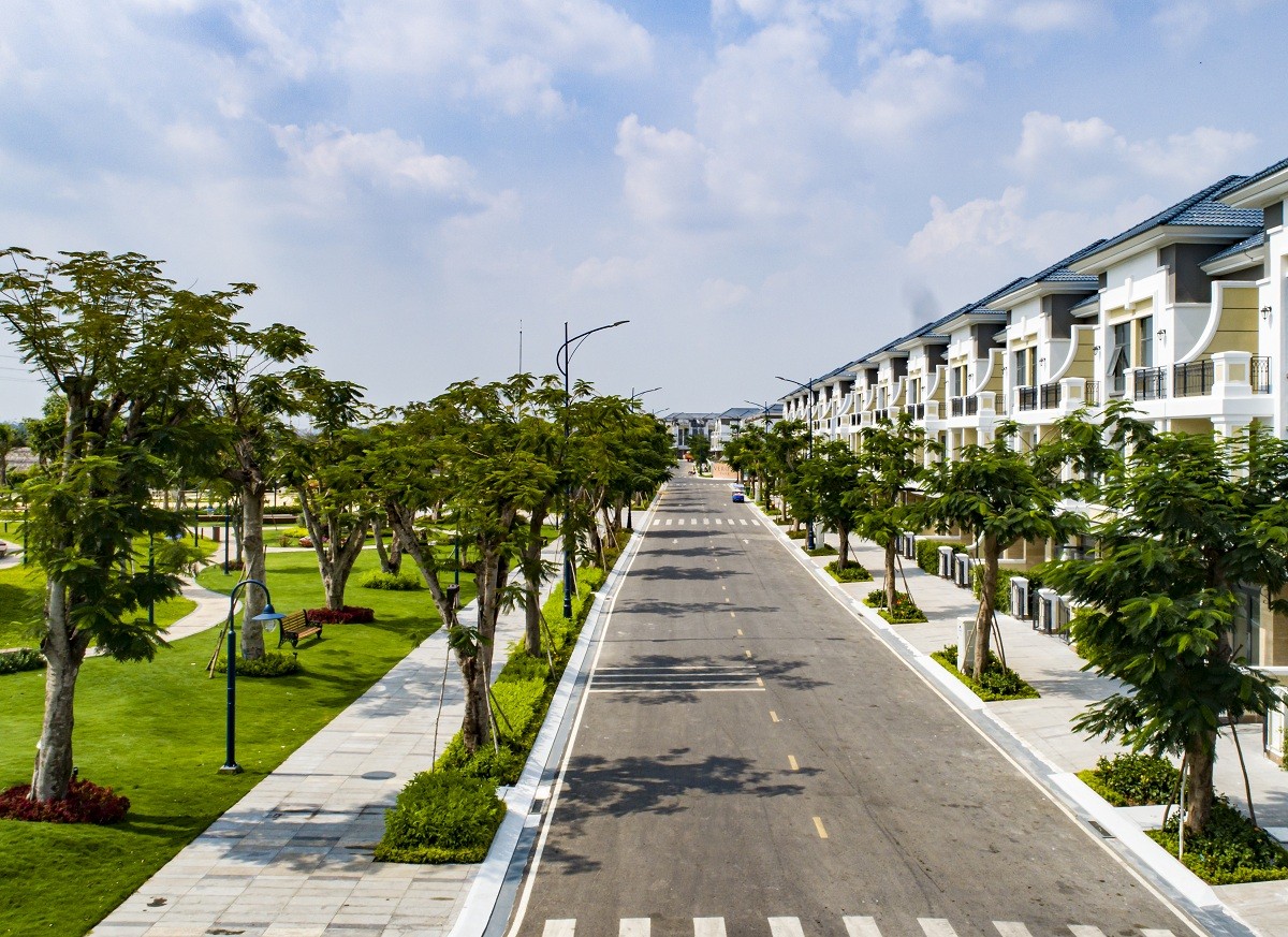 Nhà liền kề, biệt thự đang bàn giao hút khách trong quý II/2020 ảnh 1