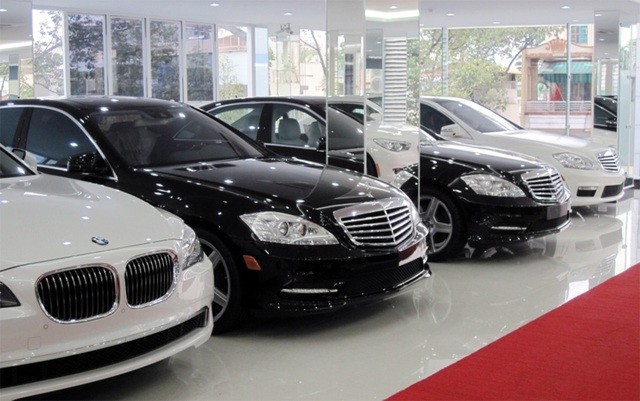 Giảm sốc 70% thuế nhập, xe EU vẫn khó giảm mạnh ở Việt Nam ảnh 1