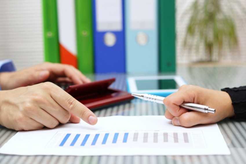 Trên Tuyến lửa: Trách nhiệm giám đốc và cán bộ điều hành trong thời kỳ đại dịch COVID-19 ảnh 2