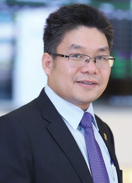 Thị trường chứng khoán còn rất nhiều việc phải nỗ lực ảnh 1